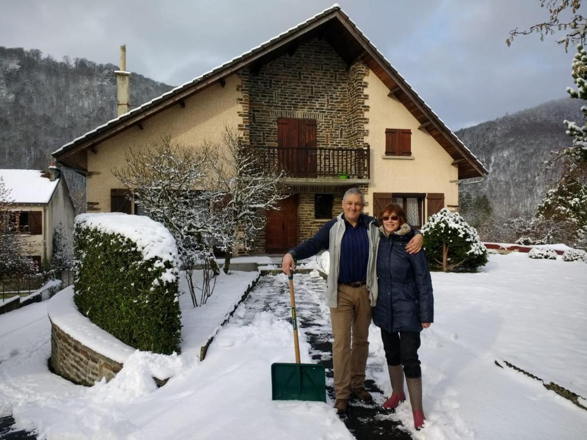 Les Ecureuils Bed & Breakfast Revin  Luaran gambar