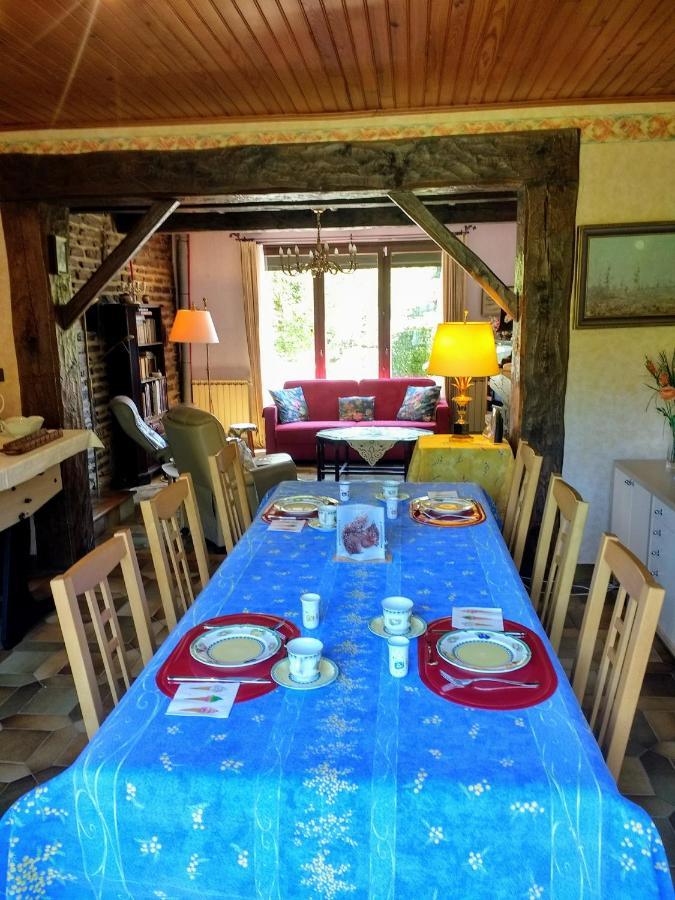 Les Ecureuils Bed & Breakfast Revin  Luaran gambar