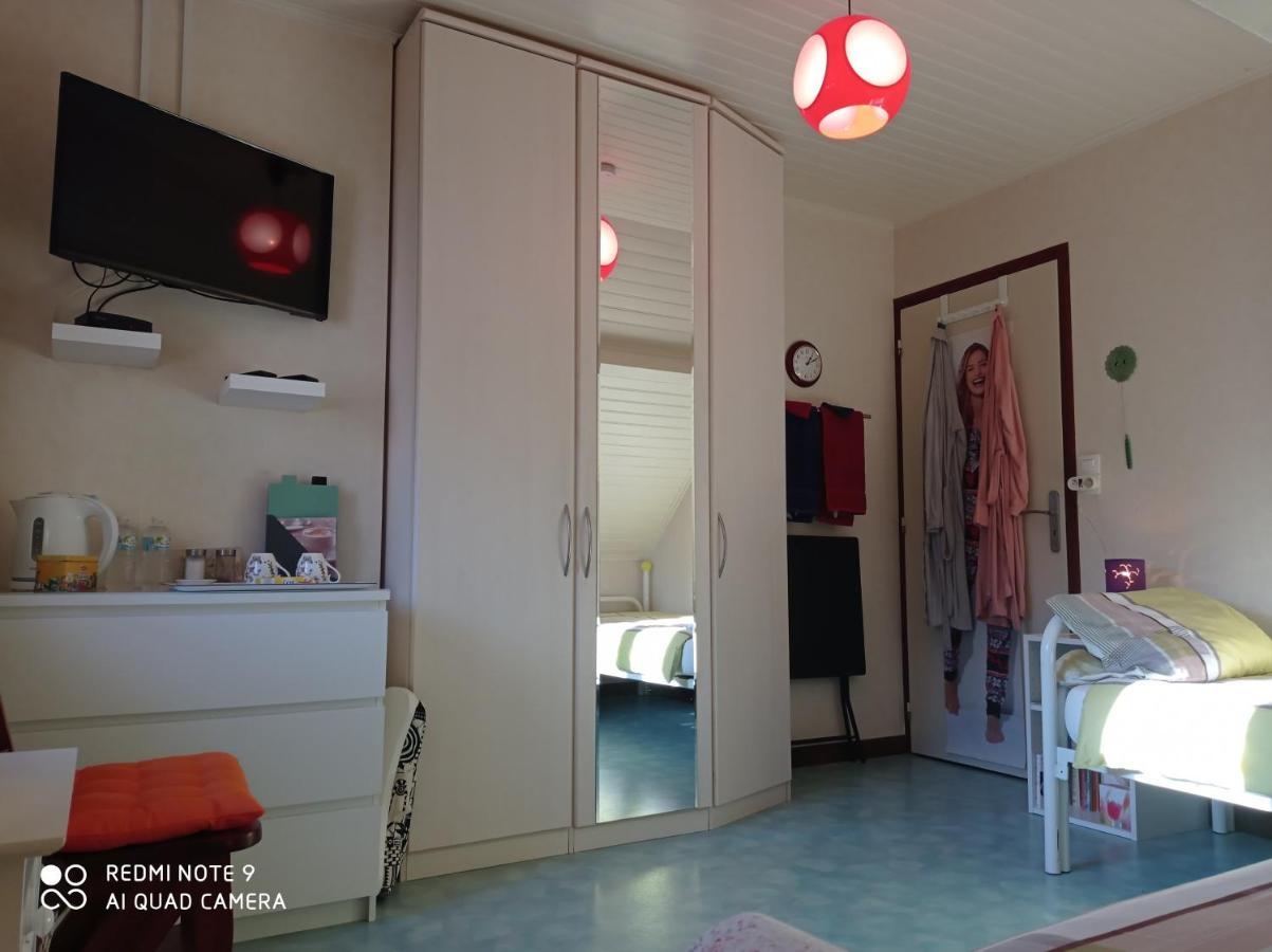 Les Ecureuils Bed & Breakfast Revin  Luaran gambar